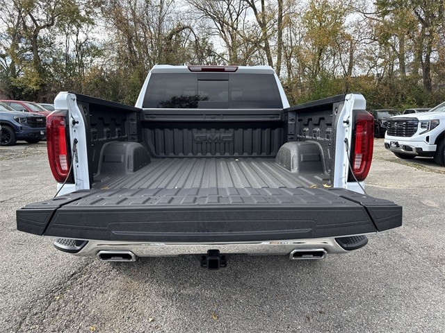 GMC Sierra 1500 Vehicle Full-screen Gallery Image 23