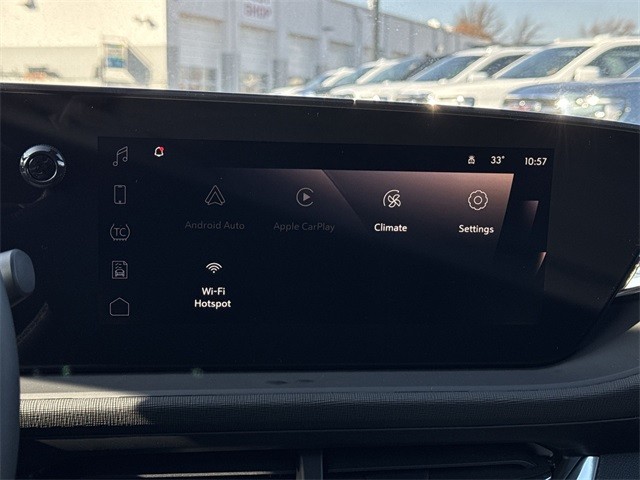 Buick Envista Vehicle Full-screen Gallery Image 16