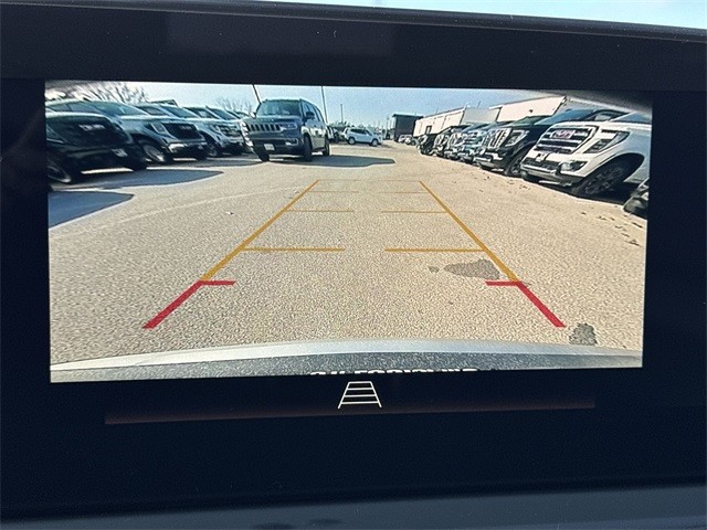 Buick Envista Vehicle Full-screen Gallery Image 17