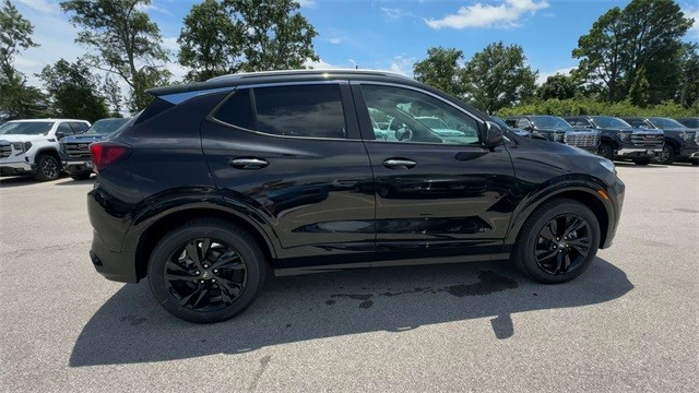 Buick Encore GX Vehicle Full-screen Gallery Image 09