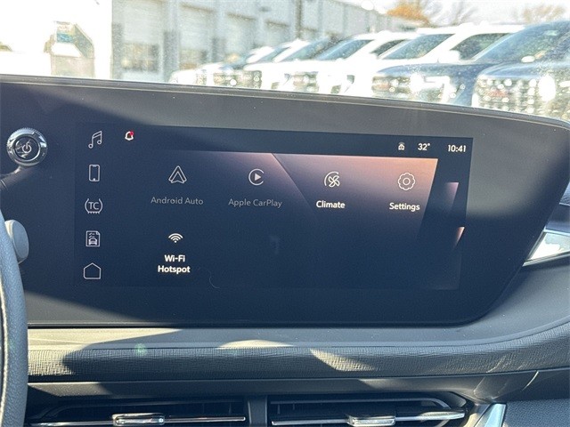 Buick Envista Vehicle Full-screen Gallery Image 16