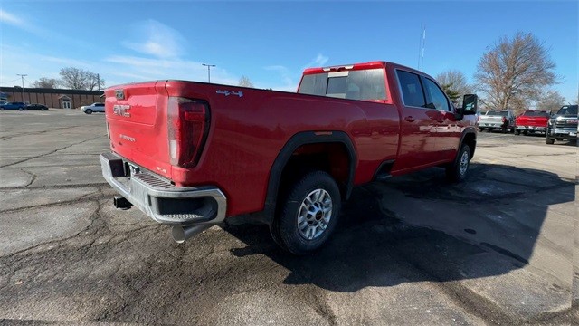 GMC Sierra 2500HD Vehicle Full-screen Gallery Image 08