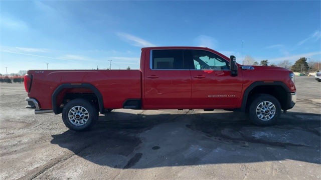 GMC Sierra 2500HD Vehicle Full-screen Gallery Image 09