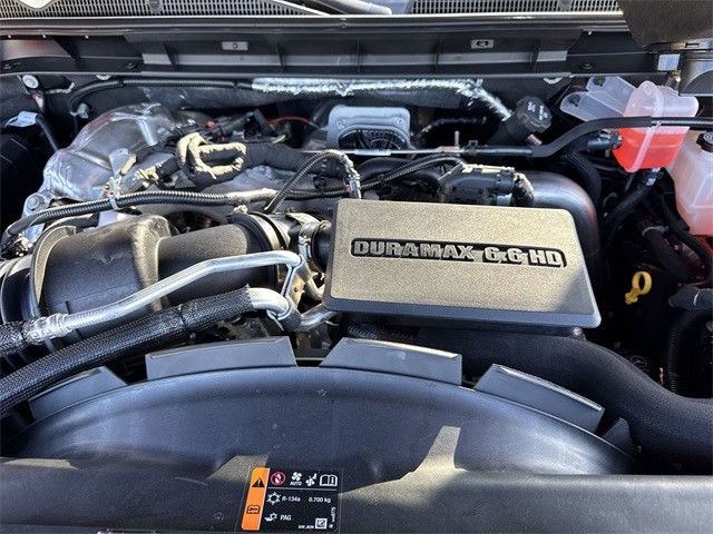 GMC Sierra 2500HD Vehicle Full-screen Gallery Image 25