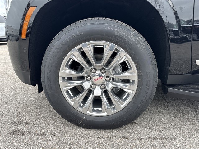 GMC Yukon XL Vehicle Full-screen Gallery Image 10