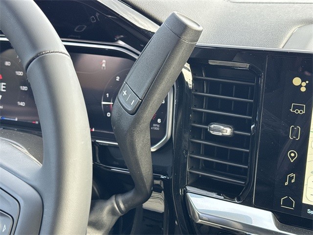 GMC Sierra 1500 Vehicle Full-screen Gallery Image 20