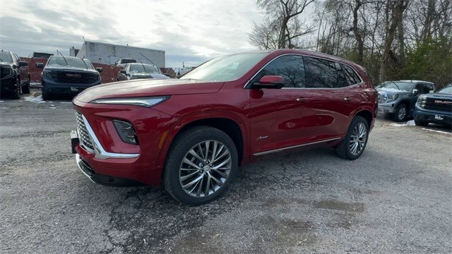 Buick Enclave Vehicle Full-screen Gallery Image 04