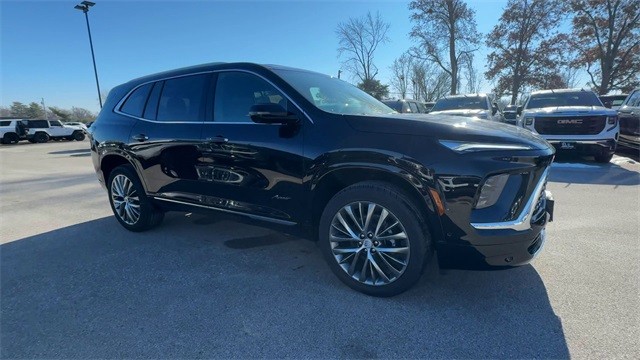 Buick Enclave Vehicle Full-screen Gallery Image 02