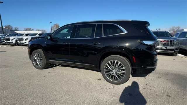 Buick Enclave Vehicle Full-screen Gallery Image 06