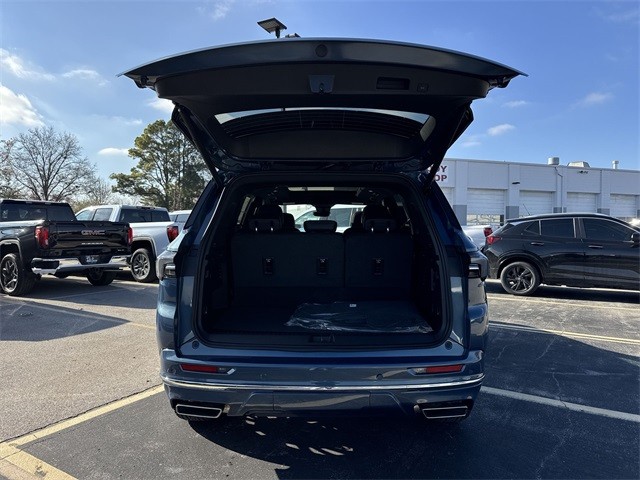 Buick Enclave Vehicle Full-screen Gallery Image 25