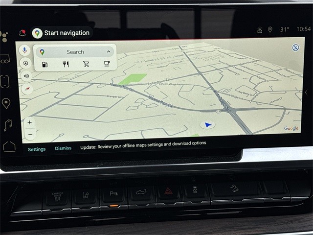 GMC Sierra 3500HD Vehicle Full-screen Gallery Image 18