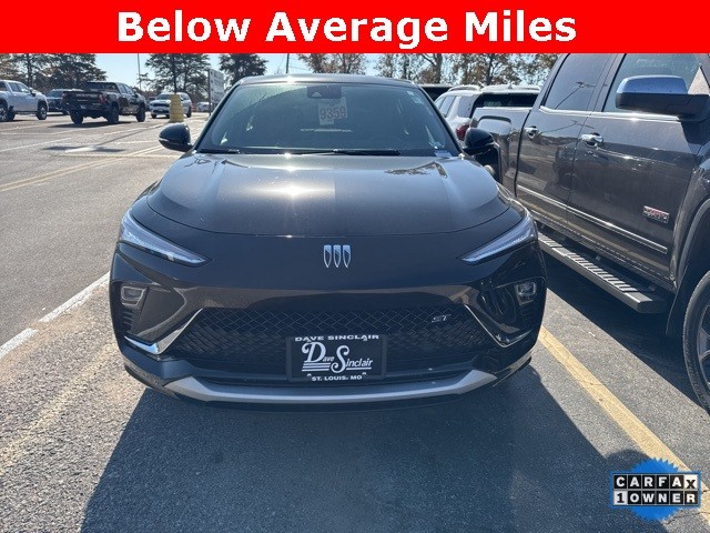 Buick Envista Vehicle Full-screen Gallery Image 02