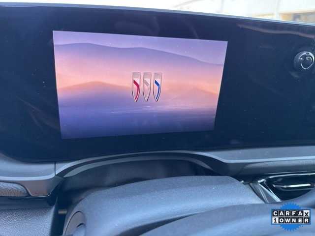 Buick Envista Vehicle Full-screen Gallery Image 09