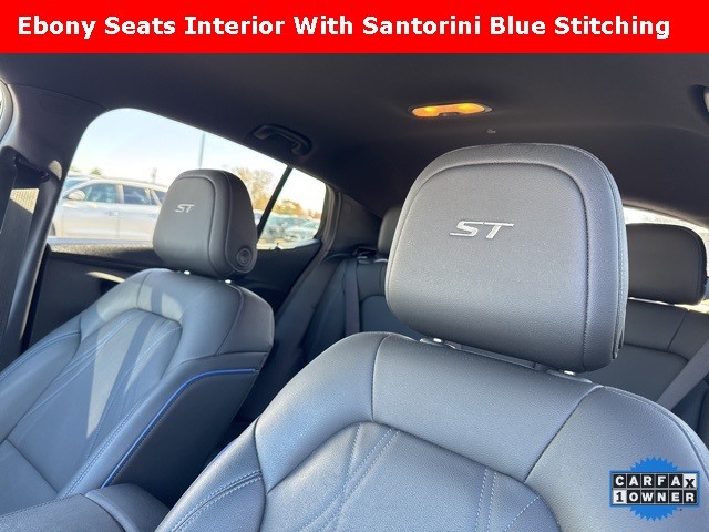 Buick Envista Vehicle Full-screen Gallery Image 10