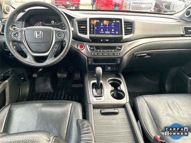 Honda Pilot Vehicle Full-screen Gallery Image 24