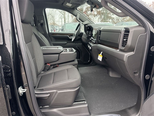 GMC Sierra 1500 Vehicle Full-screen Gallery Image 24