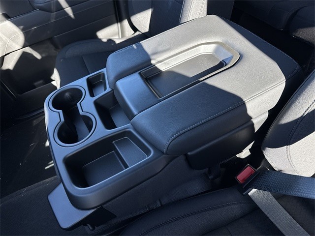 GMC Sierra 1500 Vehicle Full-screen Gallery Image 21