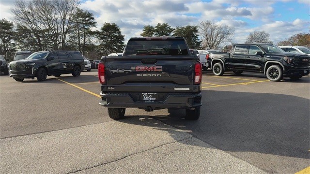 GMC Sierra 1500 Vehicle Full-screen Gallery Image 07