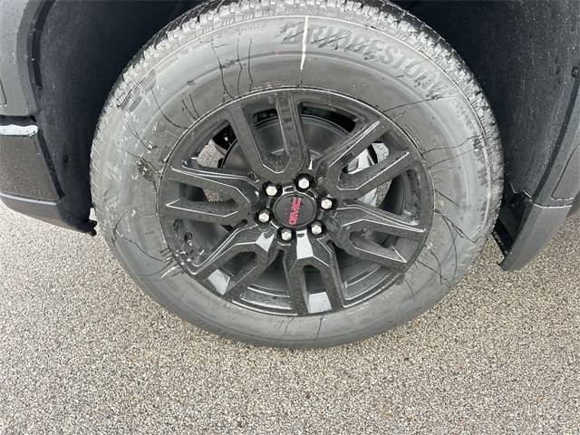 GMC Sierra 1500 Vehicle Full-screen Gallery Image 10