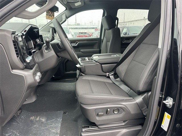 GMC Sierra 1500 Vehicle Full-screen Gallery Image 11