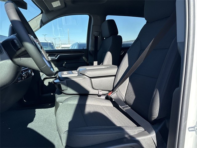 GMC Sierra 1500 Vehicle Full-screen Gallery Image 11