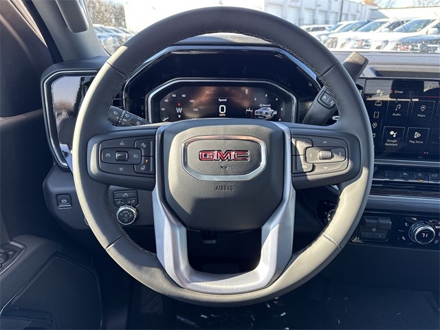 GMC Sierra 1500 Vehicle Full-screen Gallery Image 14