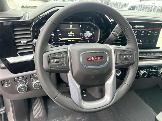 GMC Sierra 1500 Vehicle Full-screen Gallery Image 14