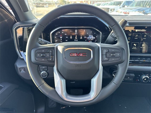 GMC Sierra 1500 Vehicle Full-screen Gallery Image 14