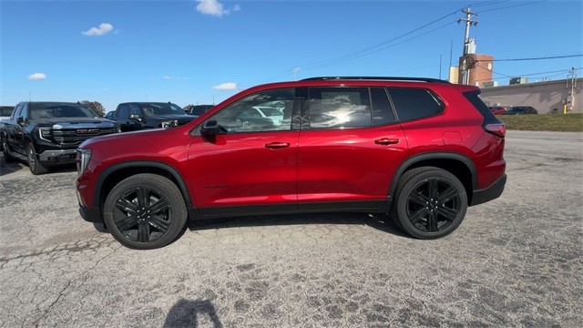 GMC Acadia Vehicle Full-screen Gallery Image 05