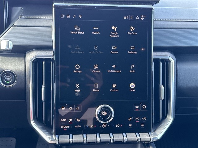 GMC Acadia Vehicle Full-screen Gallery Image 16