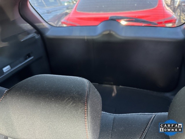 Honda CR-V Hybrid Vehicle Full-screen Gallery Image 10