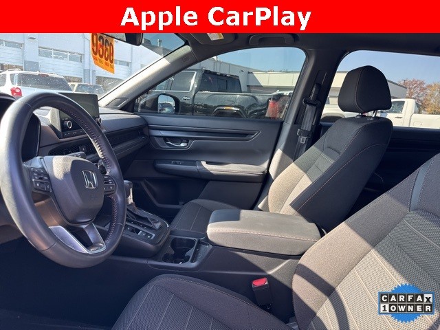 Honda CR-V Hybrid Vehicle Full-screen Gallery Image 11