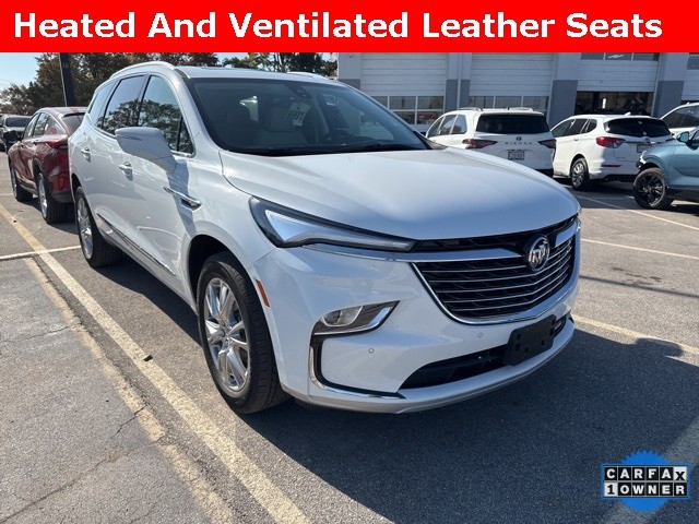 Buick Enclave Vehicle Full-screen Gallery Image 03