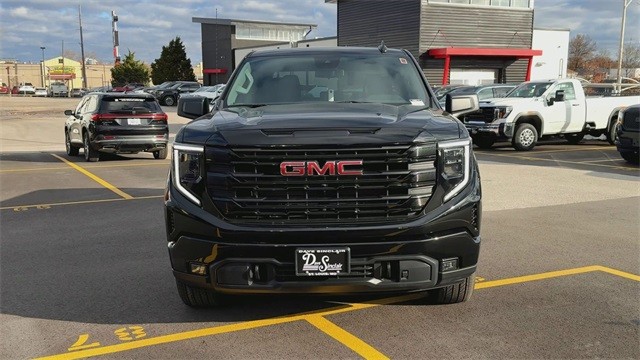 GMC Sierra 1500 Vehicle Full-screen Gallery Image 03