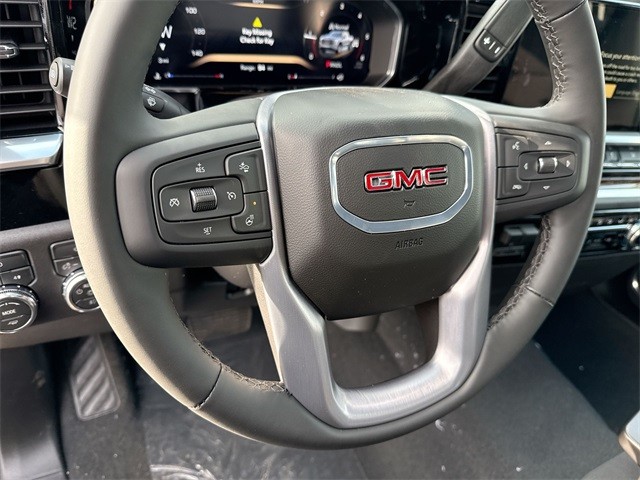 GMC Sierra 1500 Vehicle Full-screen Gallery Image 14