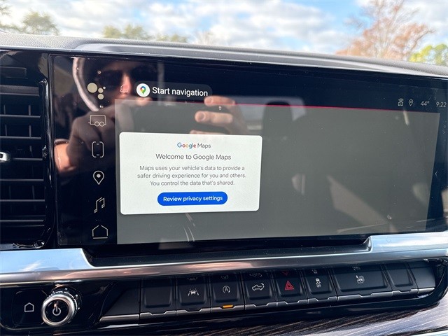 GMC Sierra 1500 Vehicle Full-screen Gallery Image 18