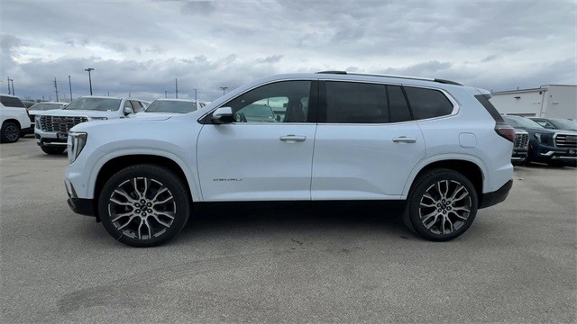 GMC Acadia Vehicle Full-screen Gallery Image 05