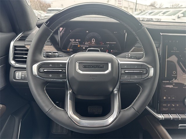 GMC Acadia Vehicle Full-screen Gallery Image 14