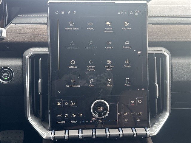 GMC Acadia Vehicle Full-screen Gallery Image 16