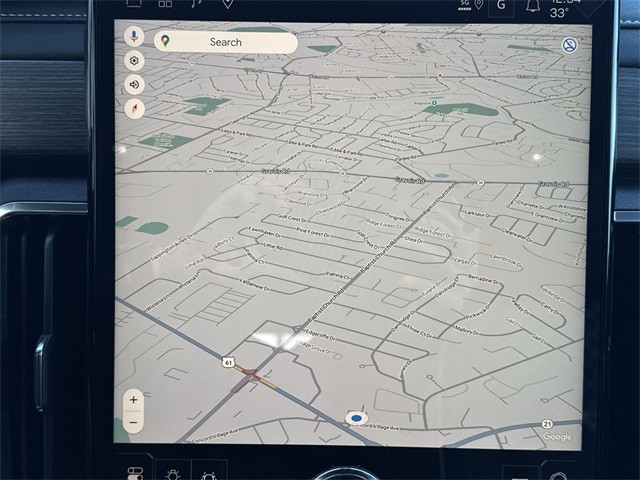 GMC Acadia Vehicle Full-screen Gallery Image 18