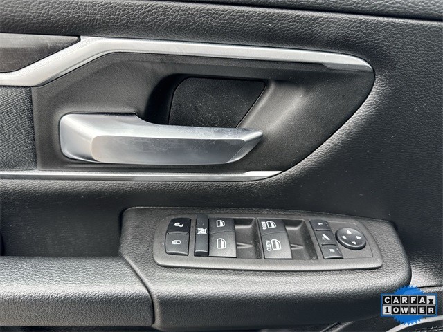 Ram 1500 Vehicle Full-screen Gallery Image 26