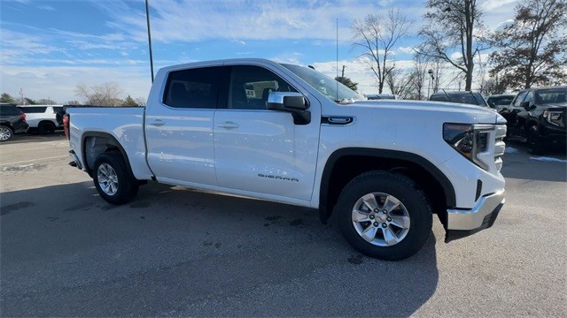 GMC Sierra 1500 Vehicle Full-screen Gallery Image 02