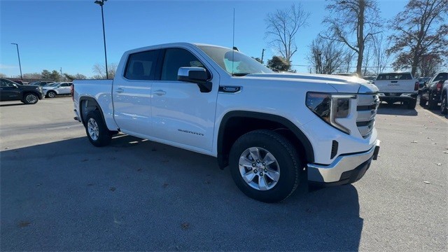 GMC Sierra 1500 Vehicle Full-screen Gallery Image 02