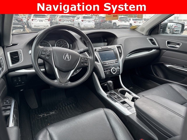 Acura TLX Vehicle Full-screen Gallery Image 09