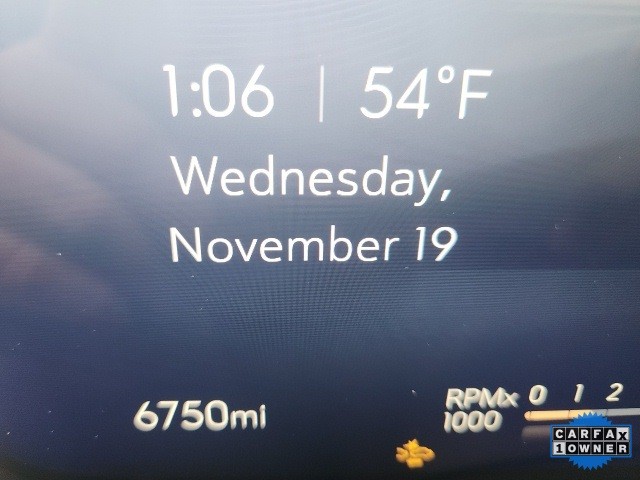 Buick Enclave Vehicle Full-screen Gallery Image 07