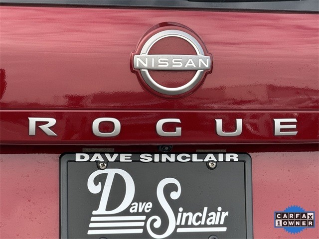 Nissan Rogue Vehicle Full-screen Gallery Image 35