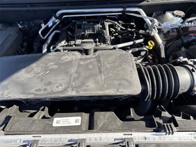 GMC Canyon Vehicle Full-screen Gallery Image 25