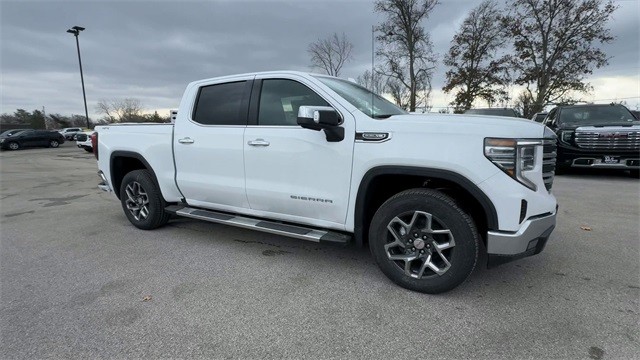 GMC Sierra 1500 Vehicle Full-screen Gallery Image 02