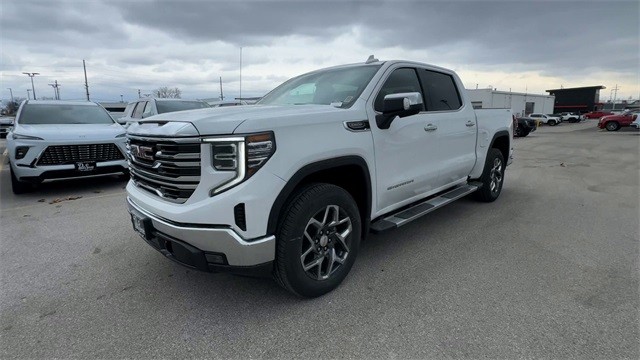 GMC Sierra 1500 Vehicle Full-screen Gallery Image 04