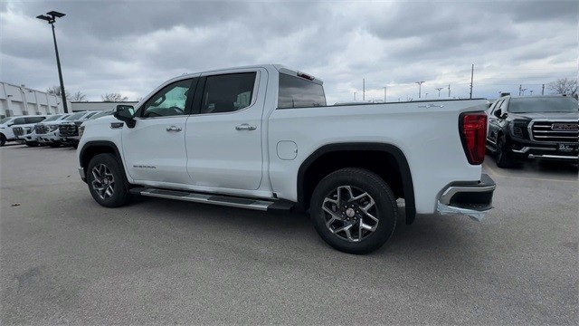 GMC Sierra 1500 Vehicle Full-screen Gallery Image 06